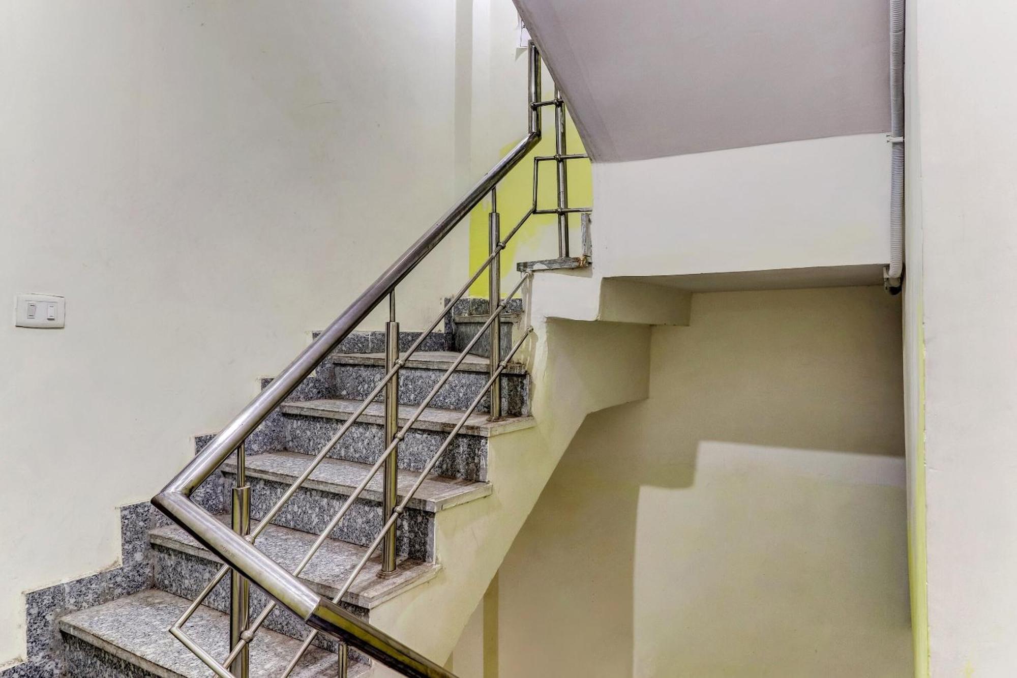 Hotel O Cozy Stay Delhi  Exterior foto